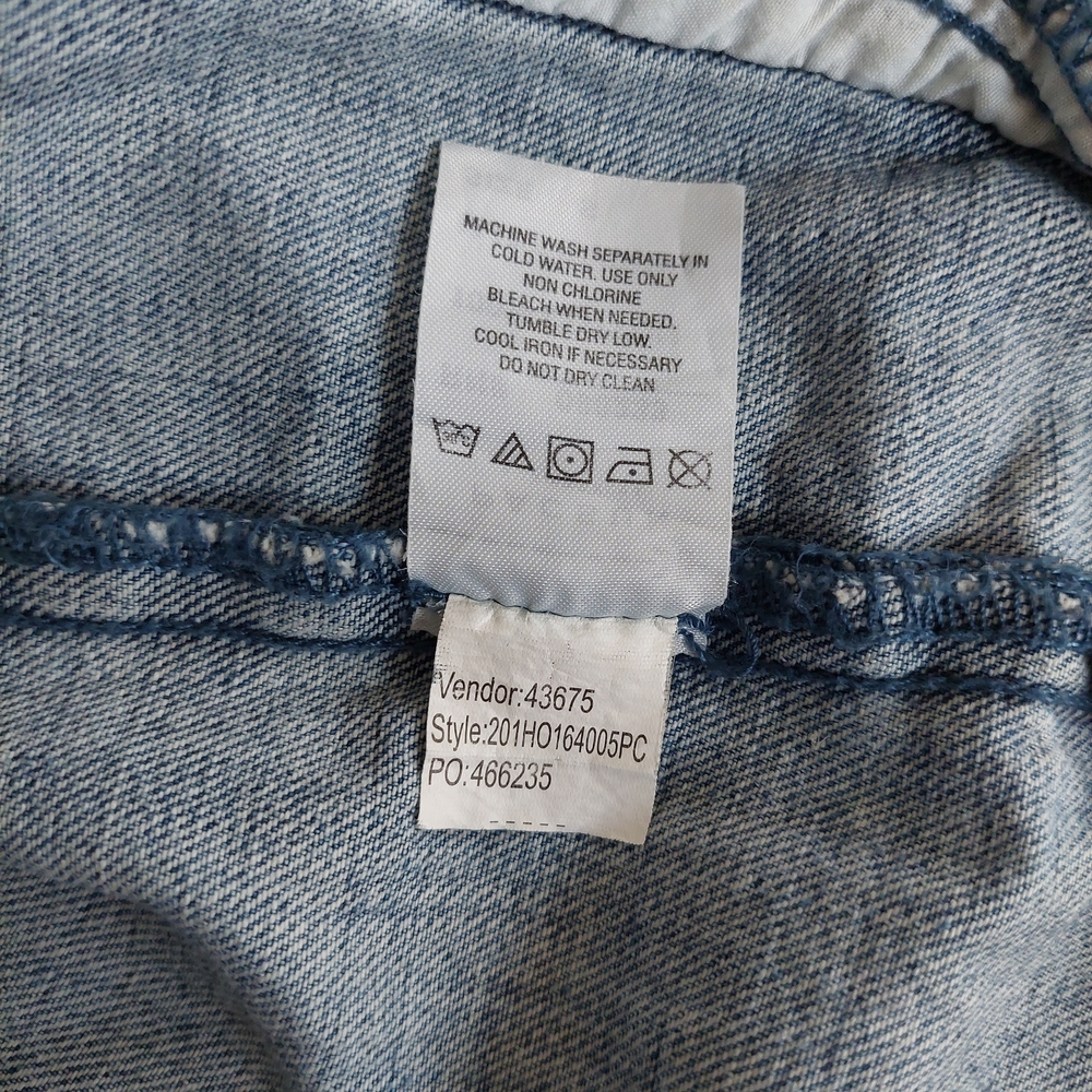 PacSun Los Angeles Distressed Denim Jacket with Rose Embroidery - Size S - Picture 8 of 9